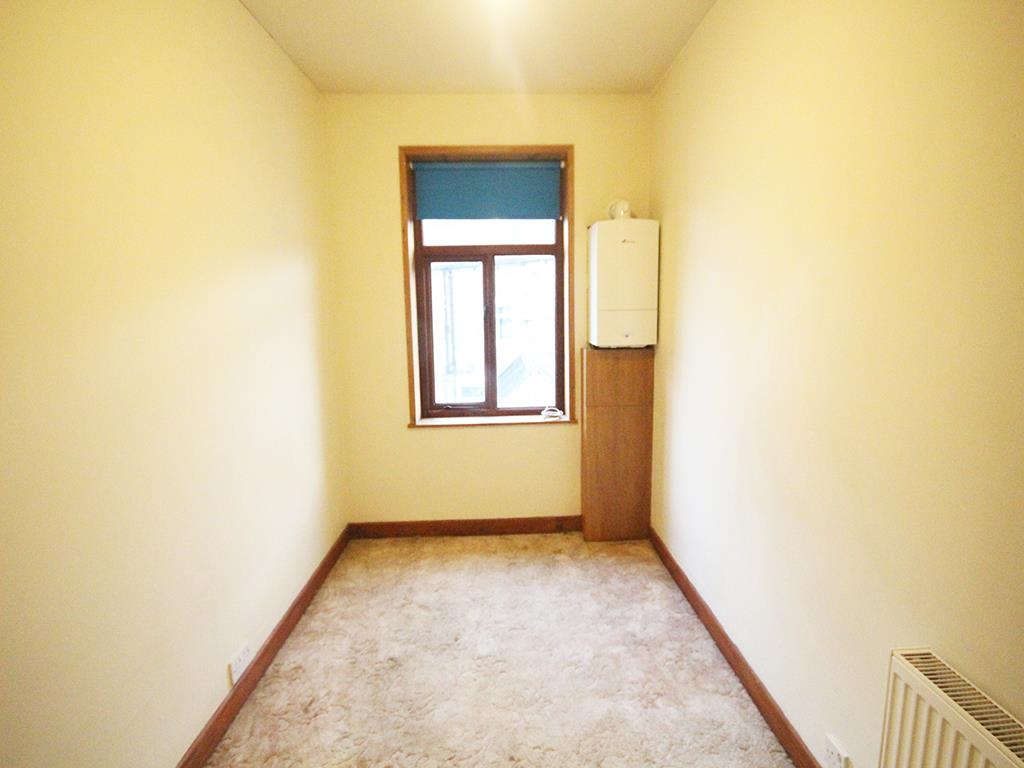 2 bedroom mid terrace house To Let in Barnoldswick - IMG_5575.jpg